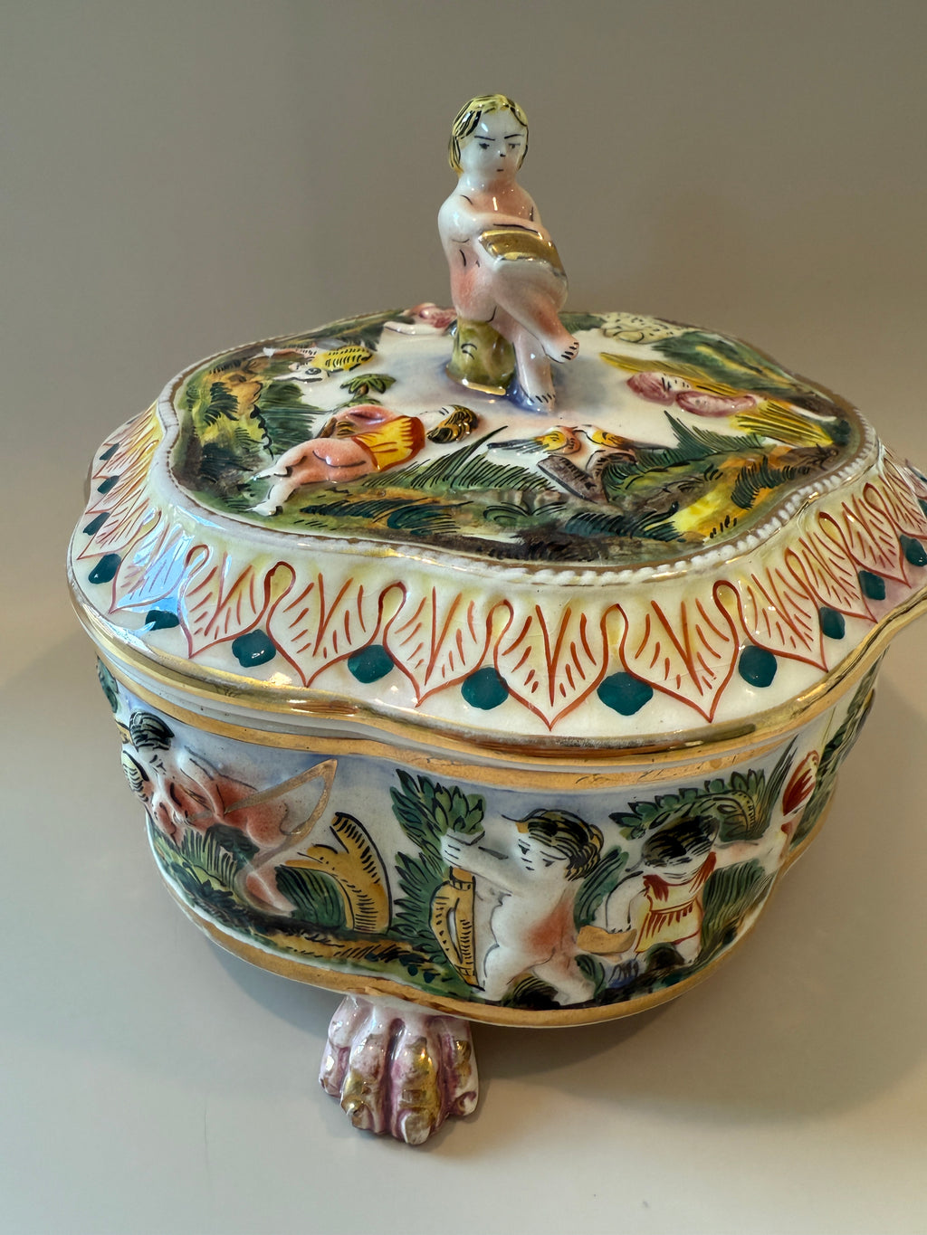 Vintage Italian Capodimonte Porcelain Lidded Box