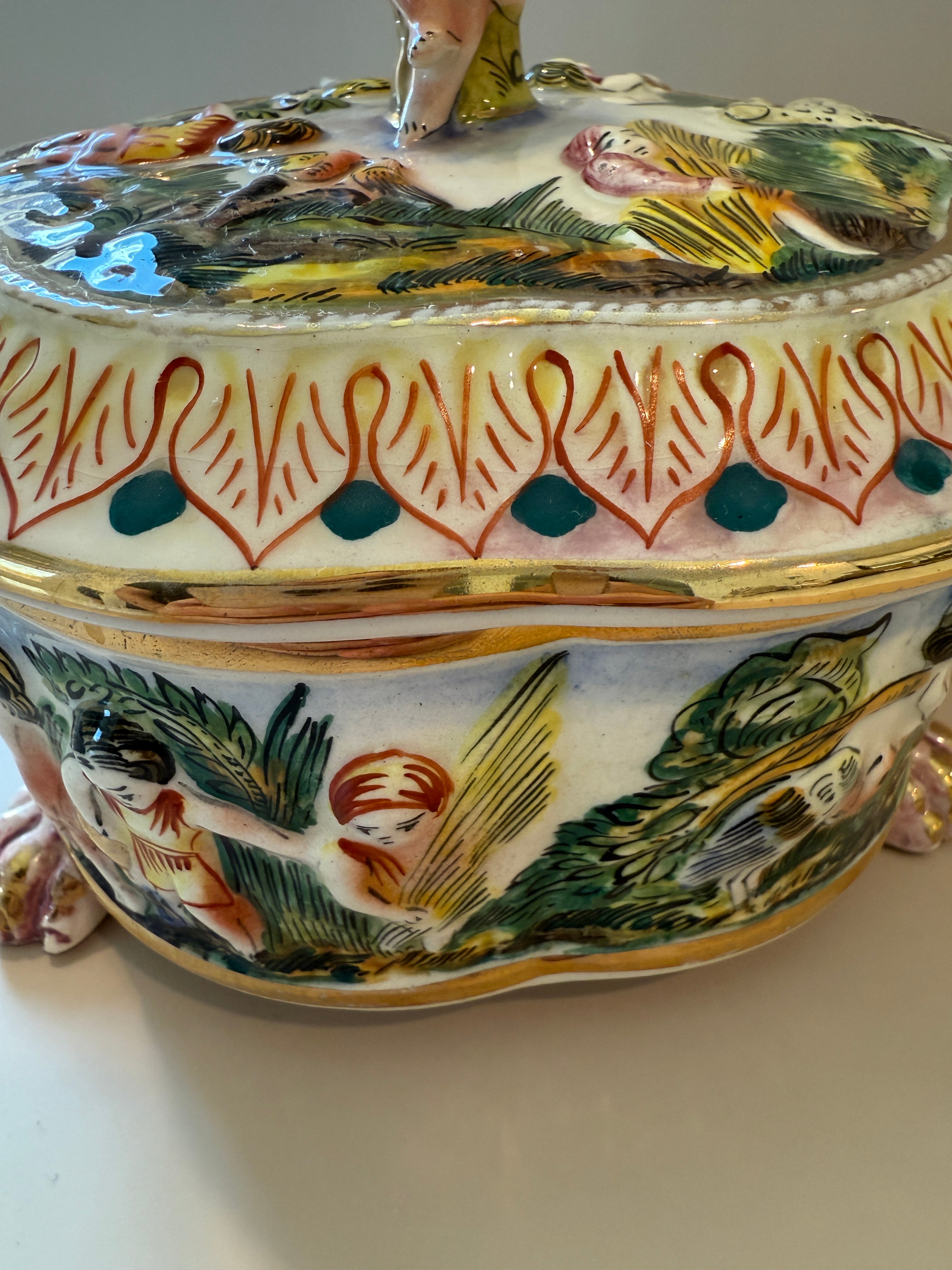 Vintage Italian Capodimonte Porcelain Lidded Box