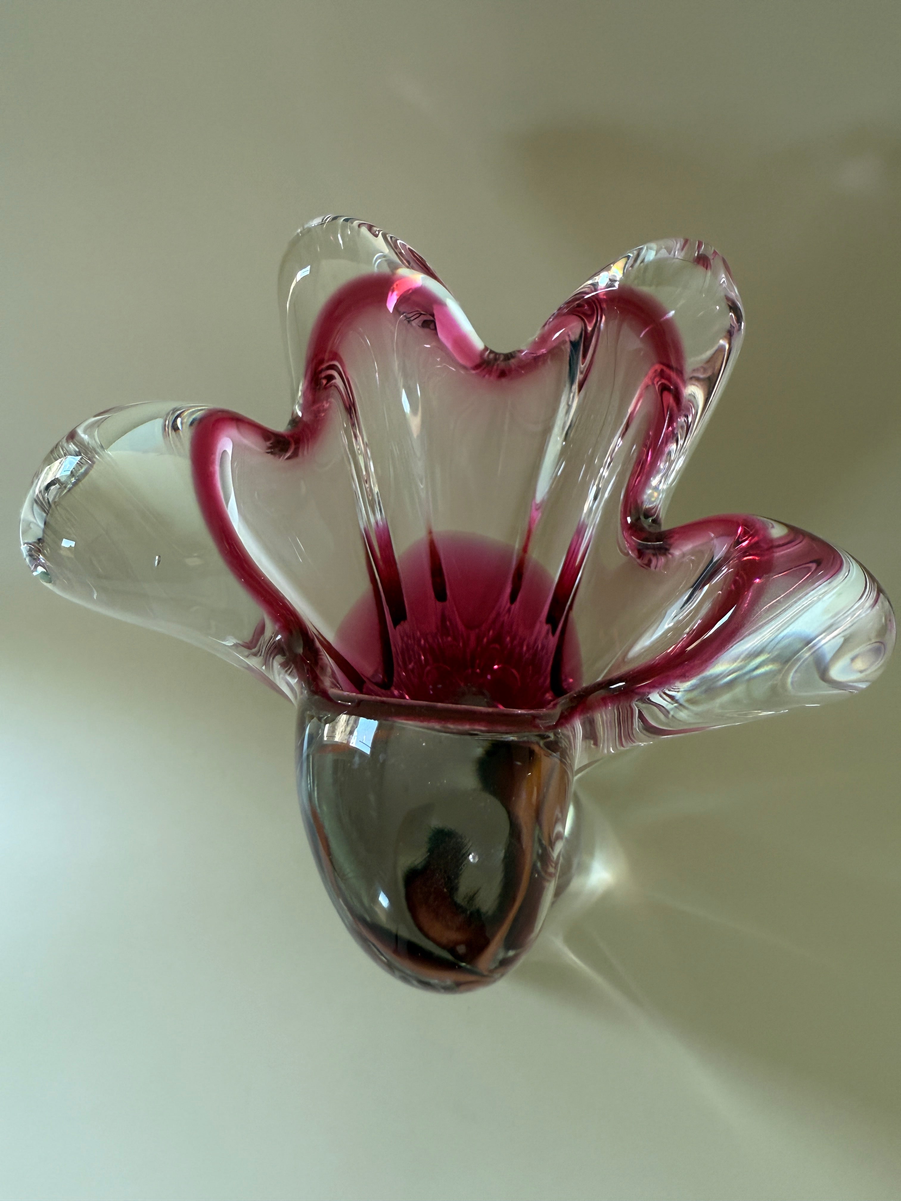 Vintage Mid-Century Modern Blown Glass Vase