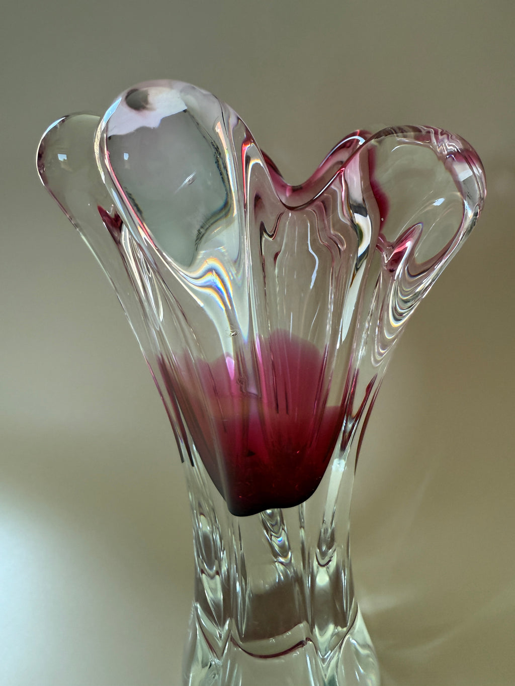 Vintage Mid-Century Modern Blown Glass Vase