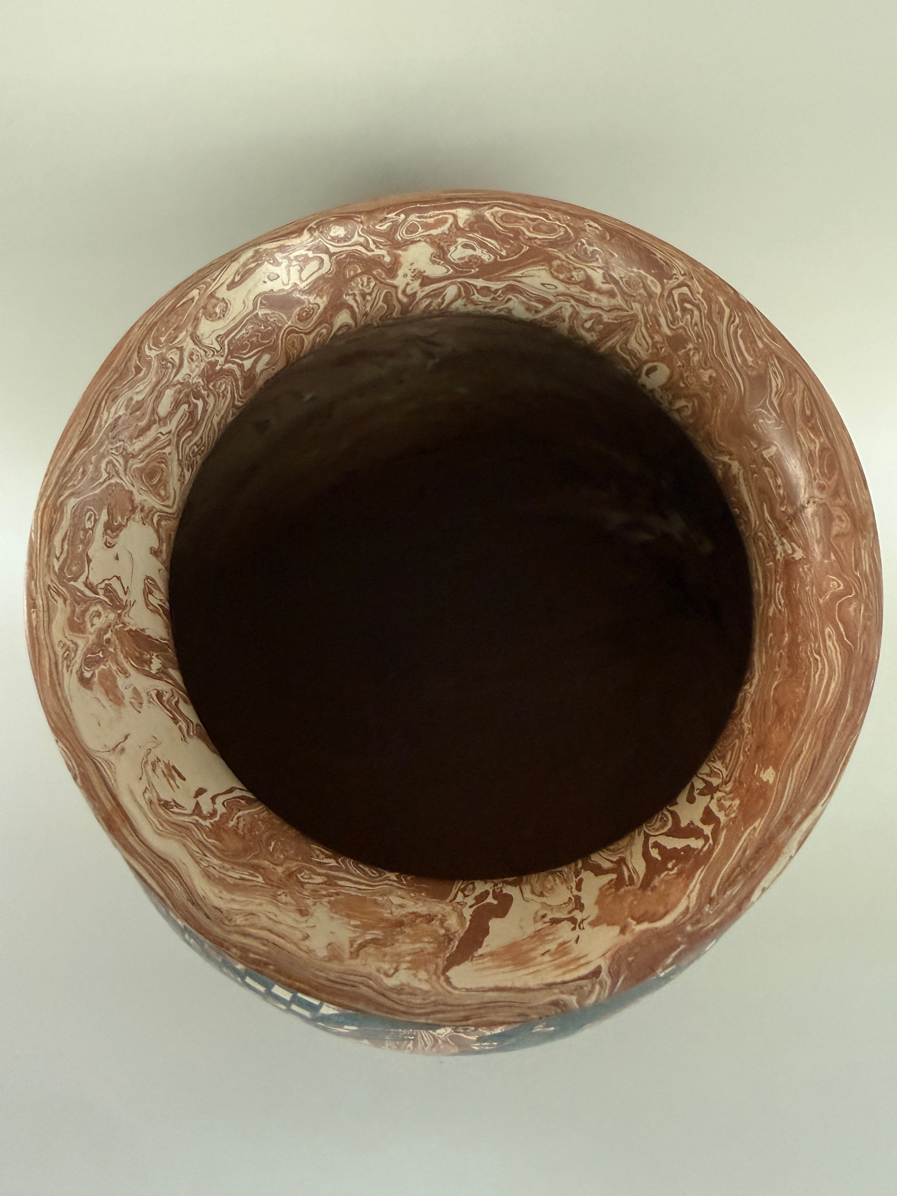 Vintage Mata Ortiz Ceramic Pot by Paty Ortiz.