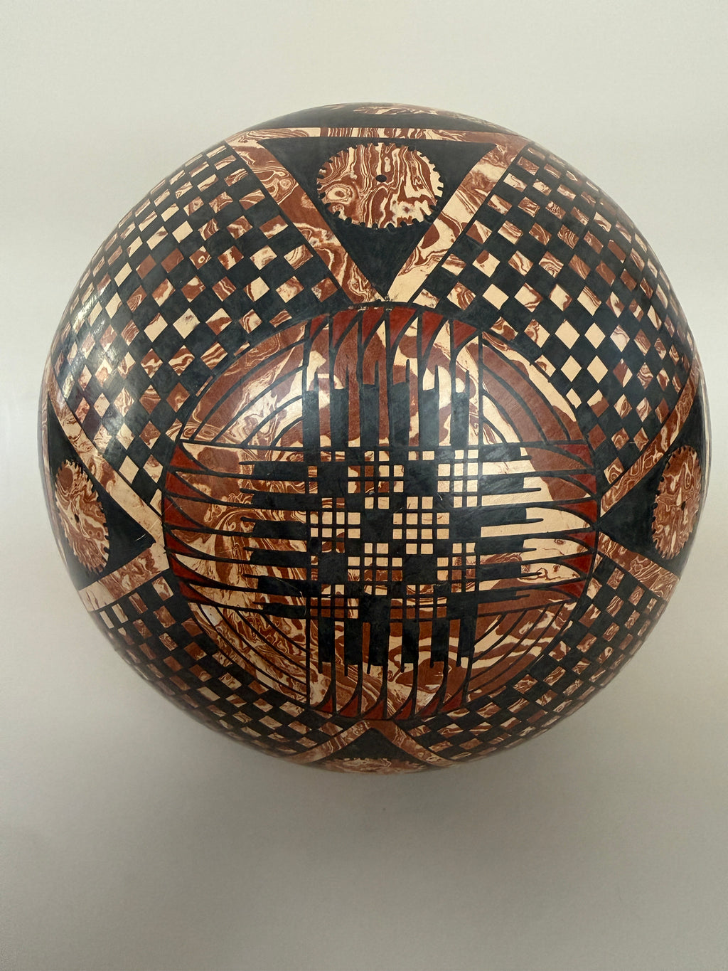 Vintage Mata Ortiz Ceramic Pot by Paty Ortiz.
