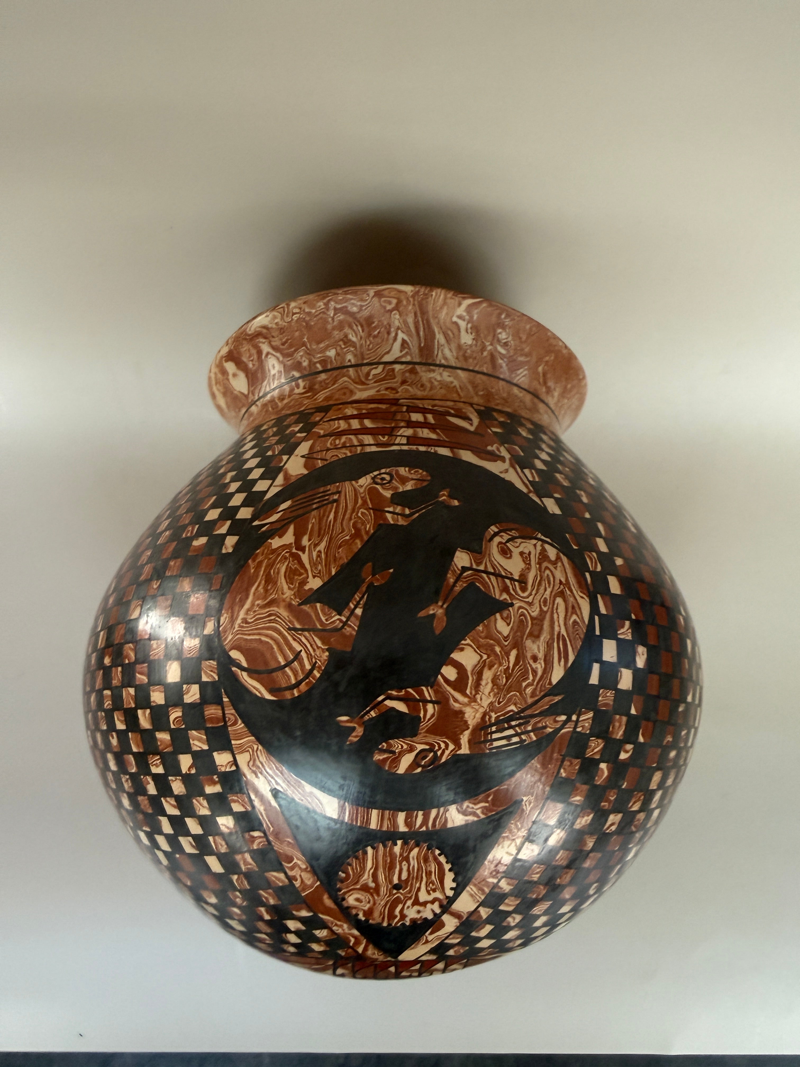 Vintage Mata Ortiz Ceramic Pot by Paty Ortiz.